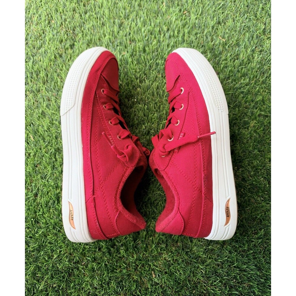 Sketches Women's Red Los Angeles Arch Fit Shoes Size 7.5